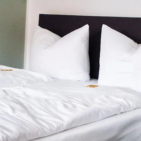 Neuss-duesseldorf Messe, Balkon, Kueche *