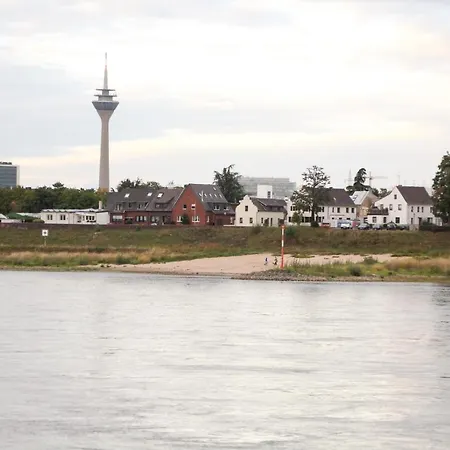 דירה Neuss-duesseldorf Messe, Balkon, Kueche ניאוס