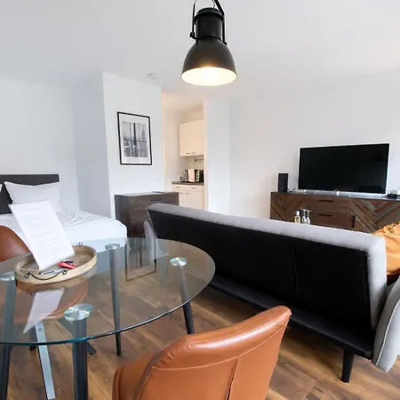 Lp-apartments Neuss-duesseldorf Messe, Balkon, Kueche *